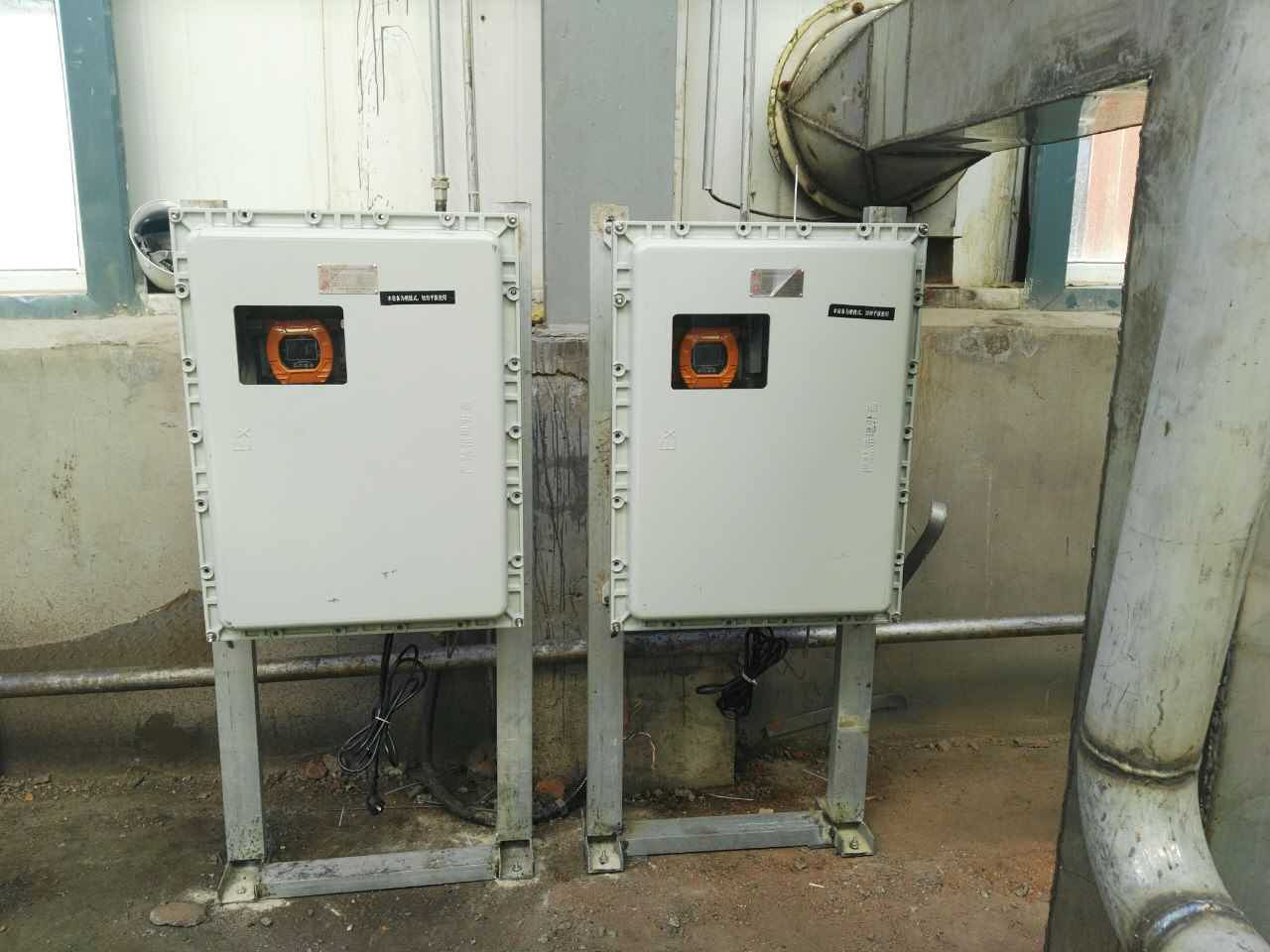 制藥廠惡臭氣體TVOC,H2S,NH3在線監(jiān)測預處理系統(tǒng) 制藥廠惡臭氣體TVOC,H2S,NH3在線監(jiān)測預處理系統(tǒng)